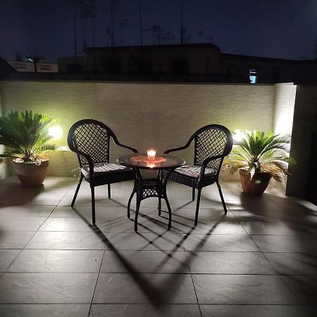 Апартаменты La Terrazza Del Corso Неаполь Экстерьер фото